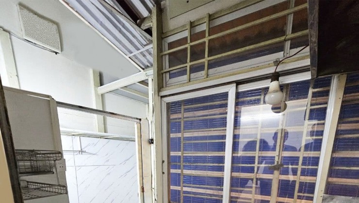 CHO THUÊ NHÀ PHỐ BÀ TRIỆU  3 TẦNG, 28M2, 2 NGỦ, GIÁ 7 TRIỆU/THÁNG - GĐ, NHÓM NHỎ ÍT NGƯỜI - 0775116683